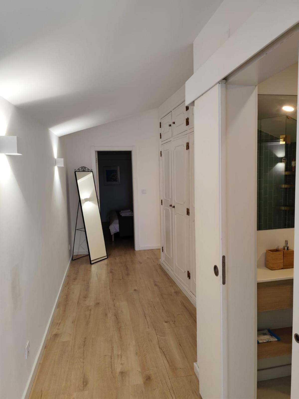 Hugo's Panoramic Duplex Lisbon