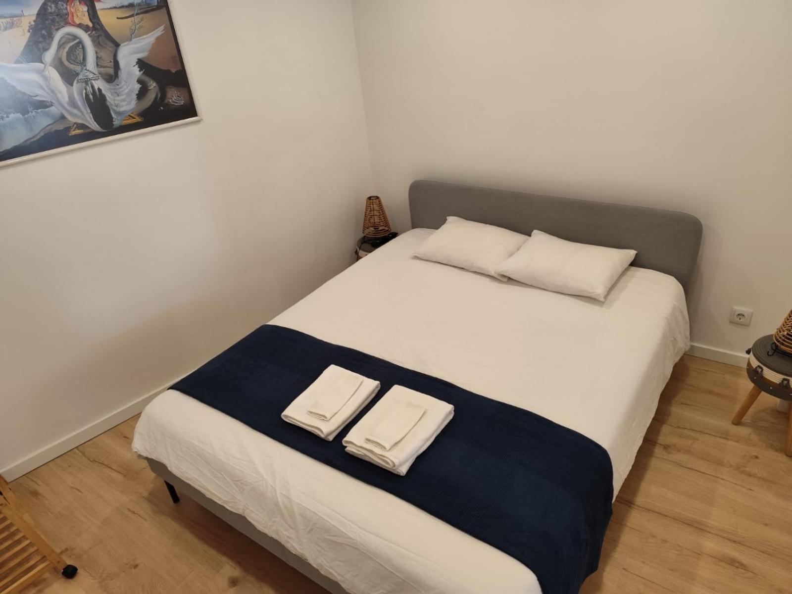 Hugo's Panoramic Duplex Apartment Lisbon
